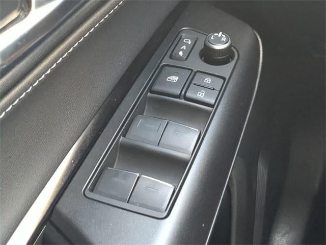 2022 Toyota Venza LE LE