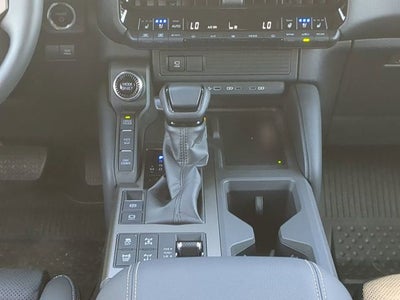 2024 Toyota LAND CRUISER Base