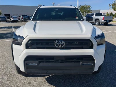 2025 Toyota 4RUNNER SR5