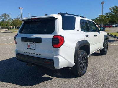 2025 Toyota 4RUNNER SR5