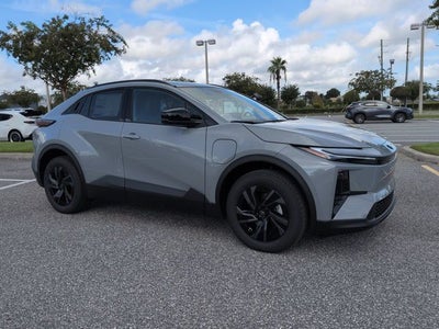 2026 Toyota C-HR SE