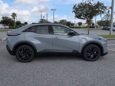 2026 Toyota C-HR SE