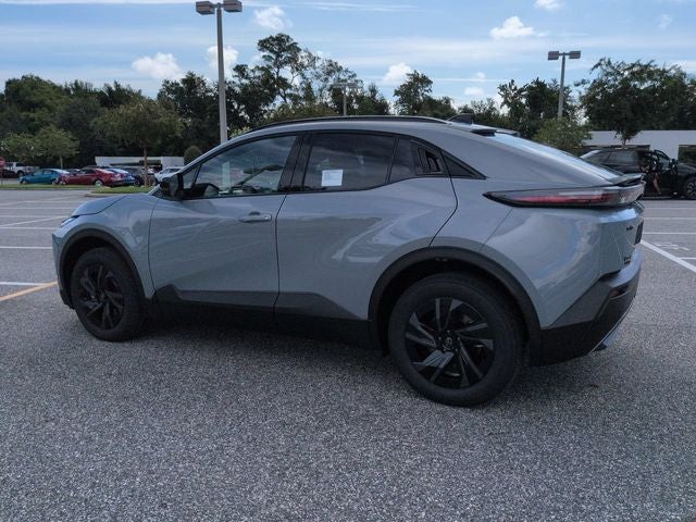 2026 Toyota C-HR SE