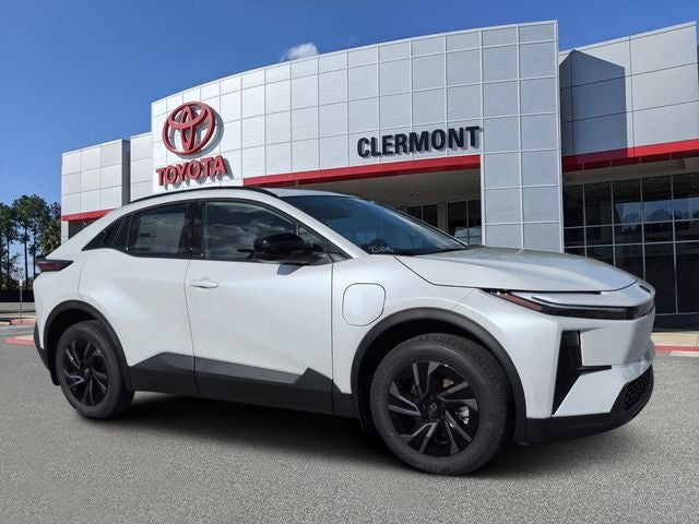 2026 Toyota C-HR SE