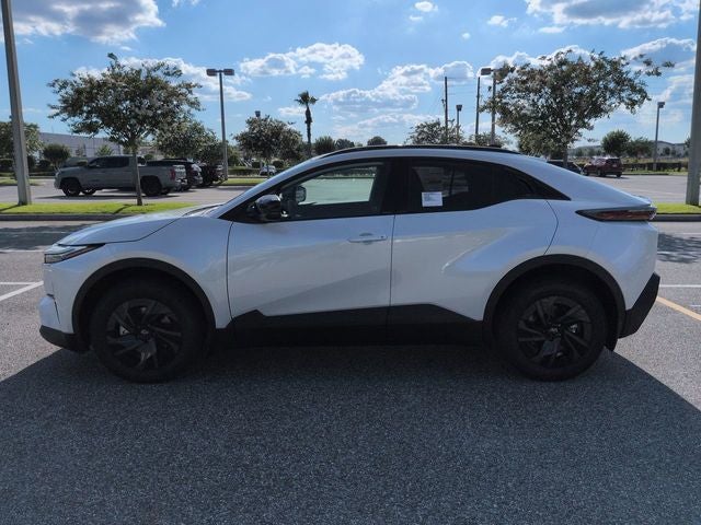 2026 Toyota C-HR SE