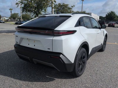 2026 Toyota C-HR SE