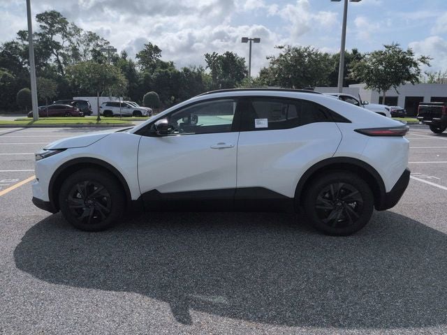 2026 Toyota C-HR SE