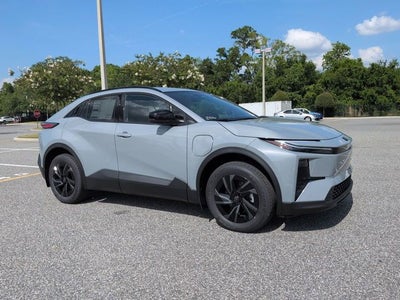 2026 Toyota C-HR SE