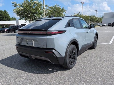 2026 Toyota C-HR SE