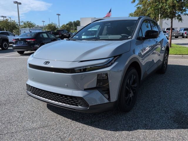 2026 Toyota C-HR SE