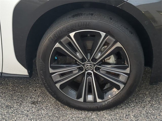 2024 Toyota bZ4X Limited