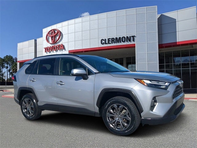 2022 Toyota RAV4 HYBRID XLE