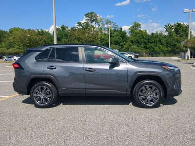 2024 Toyota RAV4 HYBRID XLE Premium
