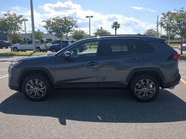 2024 Toyota RAV4 HYBRID XLE Premium