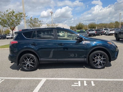 2018 Toyota RAV4 SE