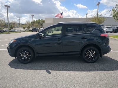 2018 Toyota RAV4 SE