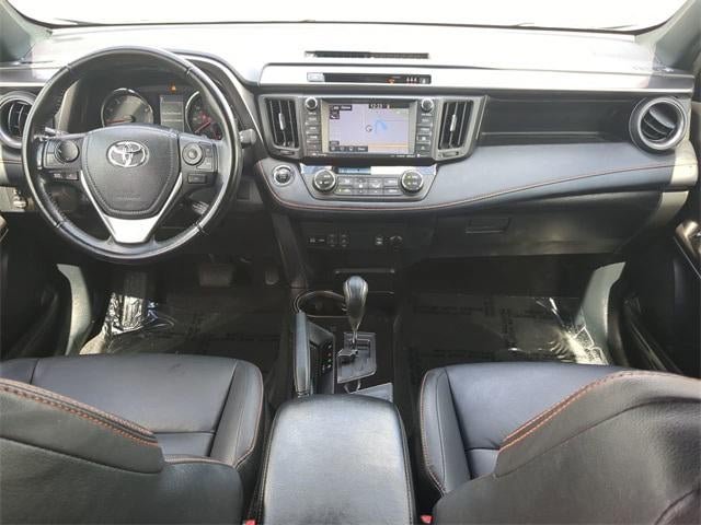 2018 Toyota RAV4 SE