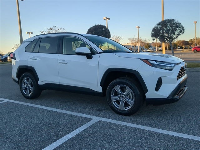 2023 Toyota RAV4 HYBRID XLE