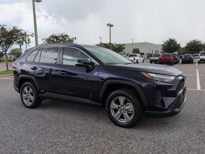 2025 Toyota RAV4 Hybrid XLE