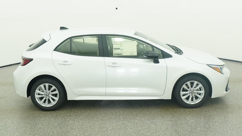 2027 Toyota Corolla Hatchback SE