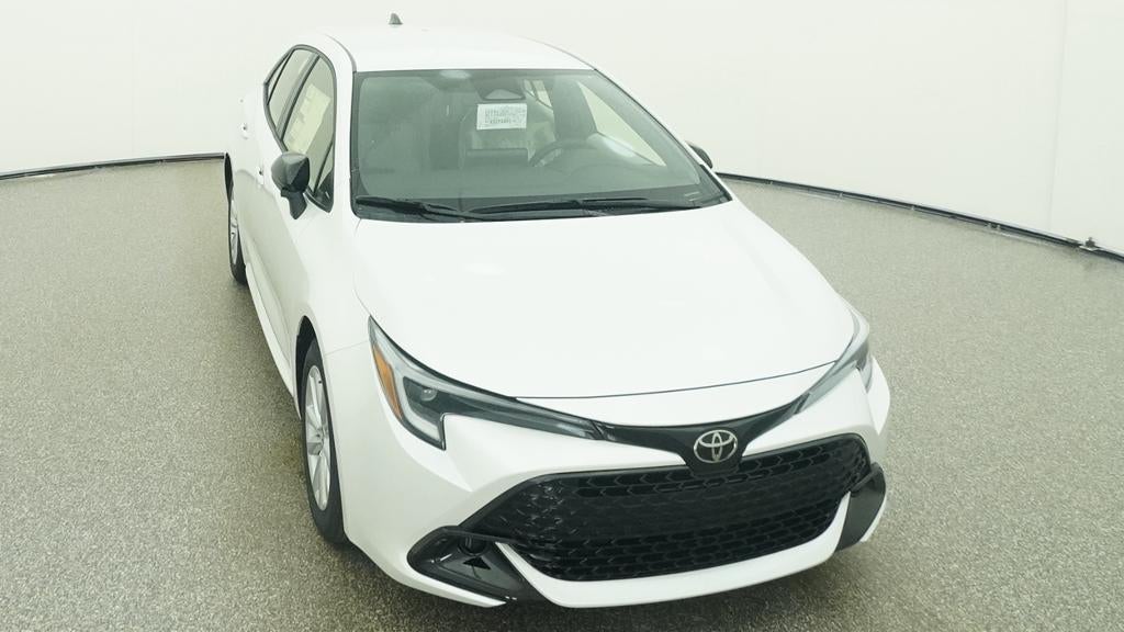 2027 Toyota Corolla Hatchback SE