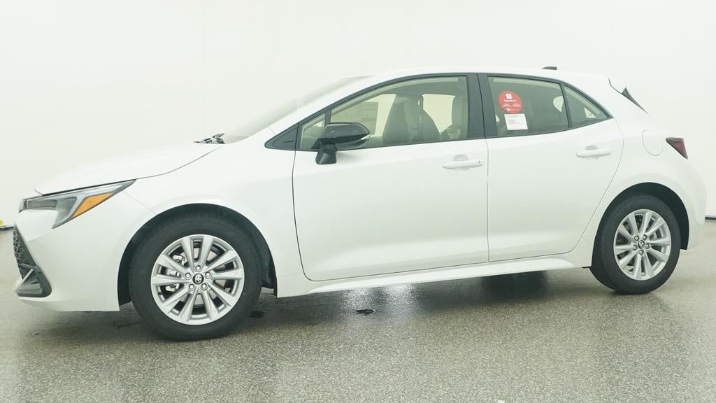 2027 Toyota Corolla Hatchback SE