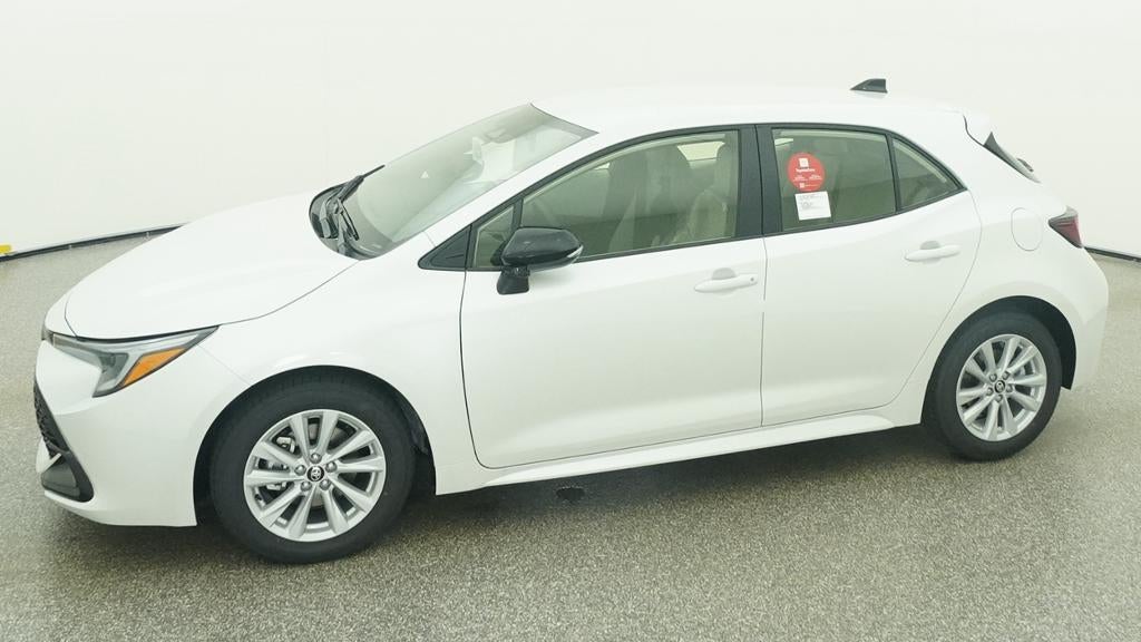 2027 Toyota Corolla Hatchback SE