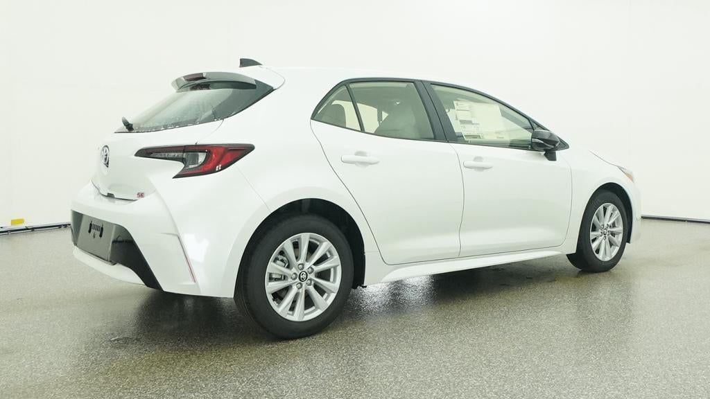 2027 Toyota Corolla Hatchback SE