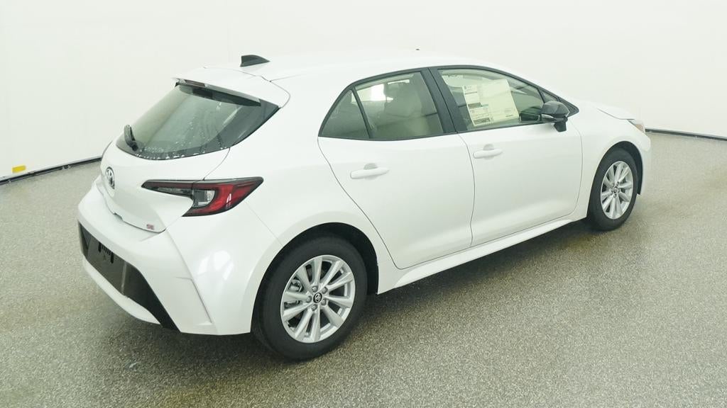 2027 Toyota Corolla Hatchback SE
