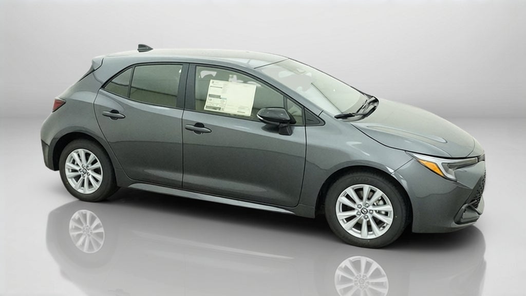 2027 Toyota Corolla Hatchback SE