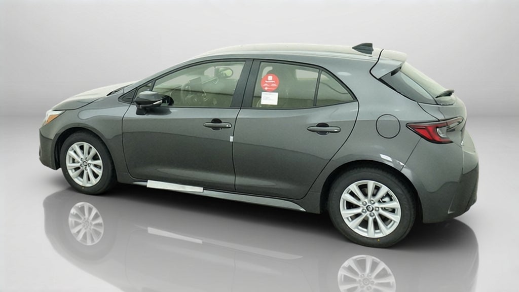 2027 Toyota Corolla Hatchback SE