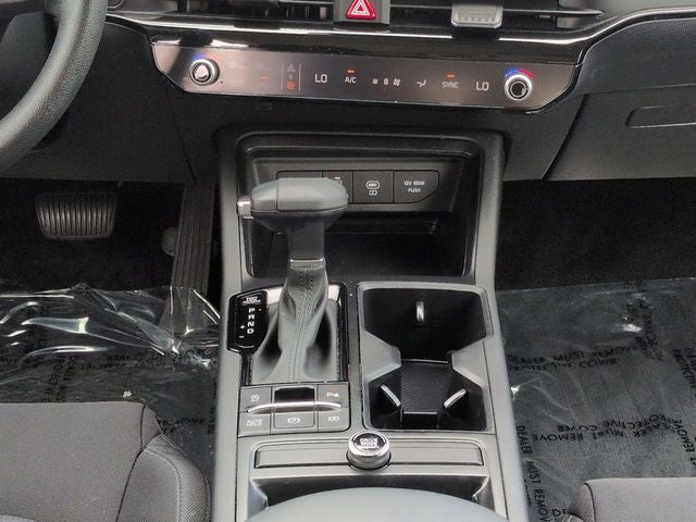 2025 Kia K5 LXS