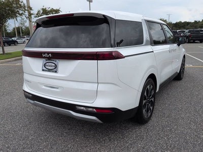 2024 Kia Carnival EX