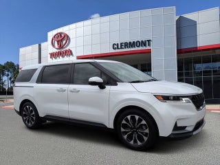 2024 Kia Carnival EX