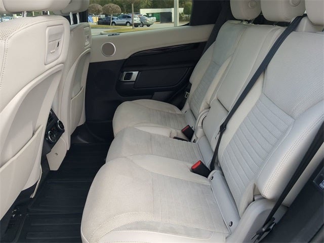 2023 Land Rover Discovery S R-Dynamic