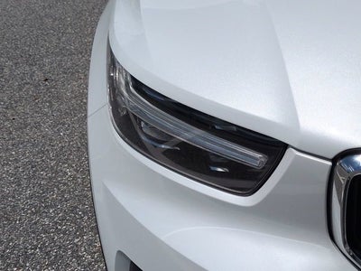 2021 Volvo XC40 Momentum