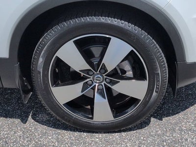 2021 Volvo XC40 Momentum