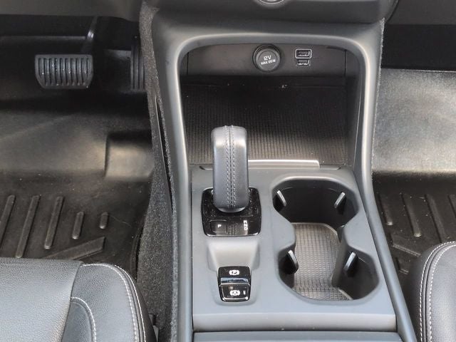 2021 Volvo XC40 Momentum