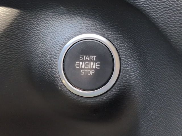 2021 Volvo XC40 Momentum