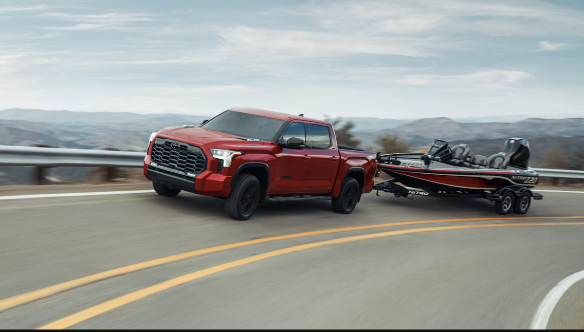 Toyota-tacoma-vs-toyota-tundra-specs