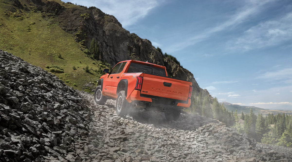 Toyota-tundra-vs-tacoma